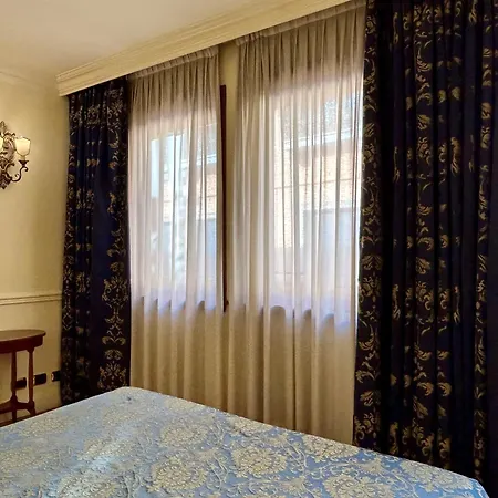 Suites Torre Dell'Orologio-2