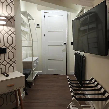 Hostal JQ Madrid 1-3