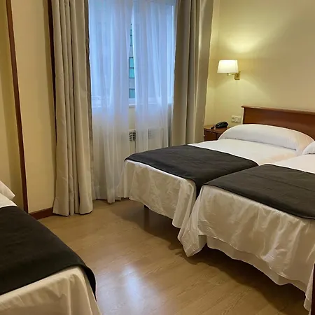 Hotel Capital de Galicia-2