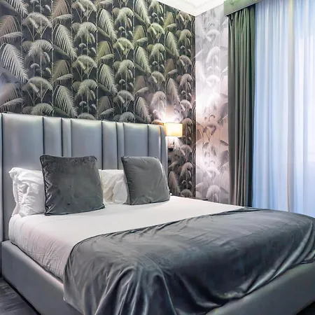 Via Veneto Suites-3