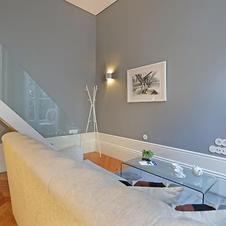 Villa Mouzinho By On Apartments-3
