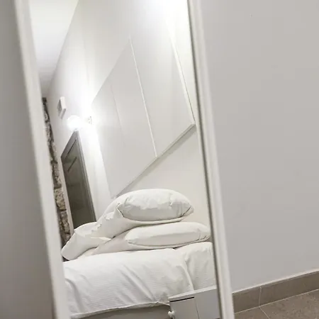 Basco Guest House-3