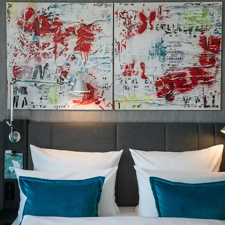 Motel One Berlin-Mitte-2