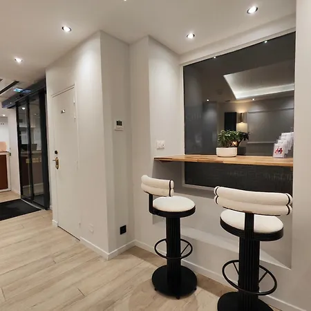 55 Hotel Montparnasse-3