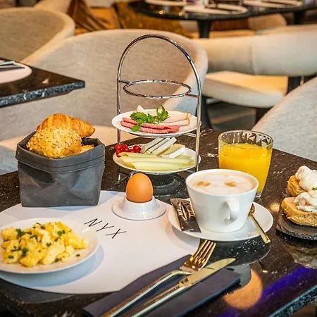 Nyx Hotel Hamburg By Leonardo Hotels-3