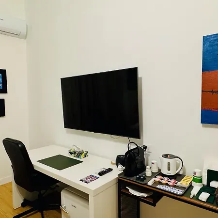 Art Studio 125-2