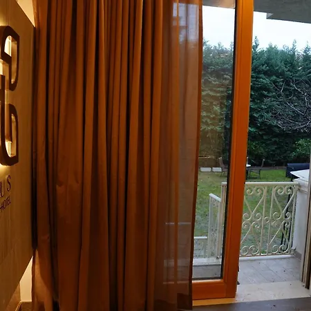 Hortus Hotel Tirana-3