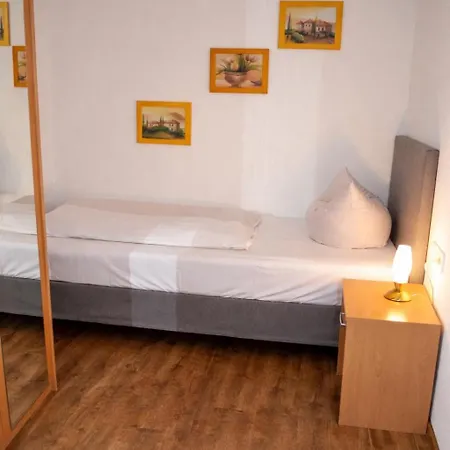 Hotel Discovery-3