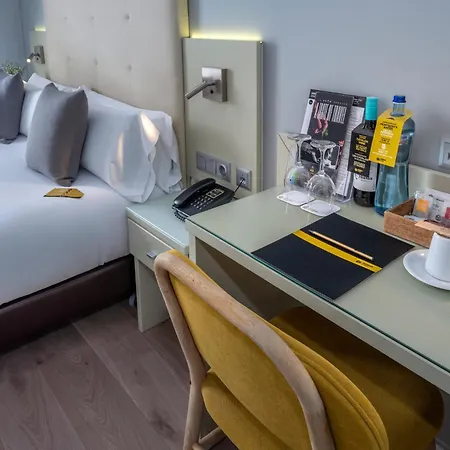 Hotel SERHS Del Port-3