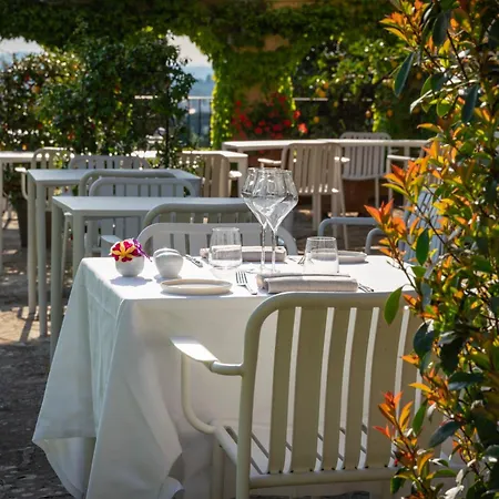 Art Hotel Villa Agape - Place Of Charme-2