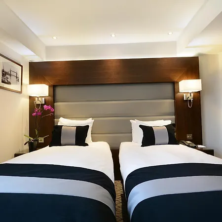 Sunday London Paddington Hotel-3