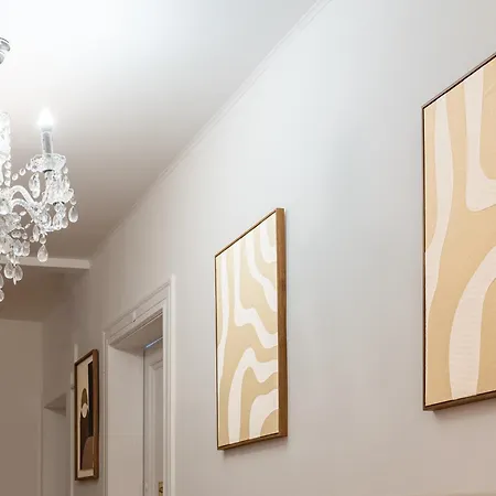 Celine Prague Luxury Hostel-2