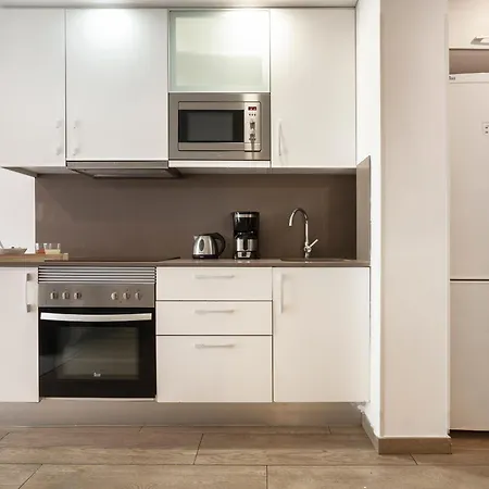 Feelathome Plaza Apartments-2