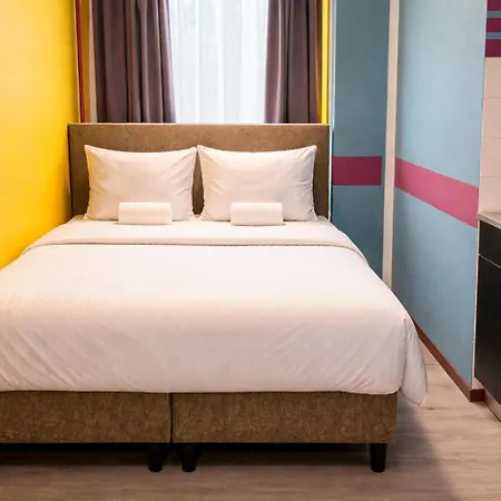 Amsterdam Teleport Hotel - Free Parking-2
