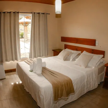 Pousada Rural Pavão - Suites e Chalés-2