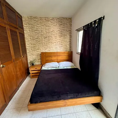 Rock Hostel Medellin-2