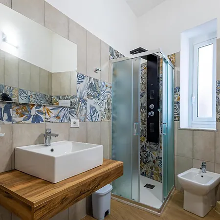 Regina Rooms-3