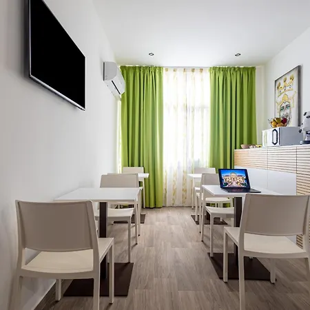 Regina Rooms-2