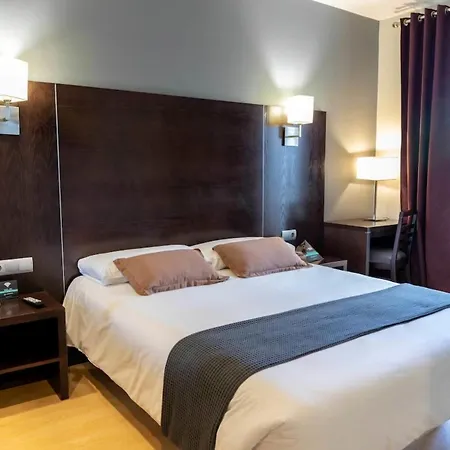 Hotel Cardeña by gaiarooms-2