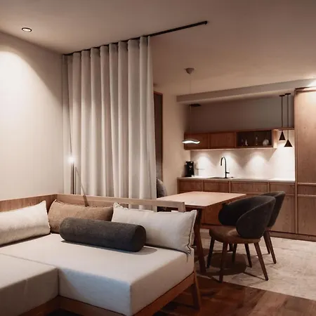 Zin Park Alpine Suites And Spa-2