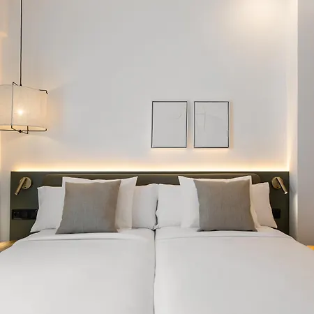 Hotel Adonis La Suite-2