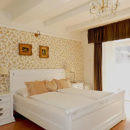 Allegro Hotel-3