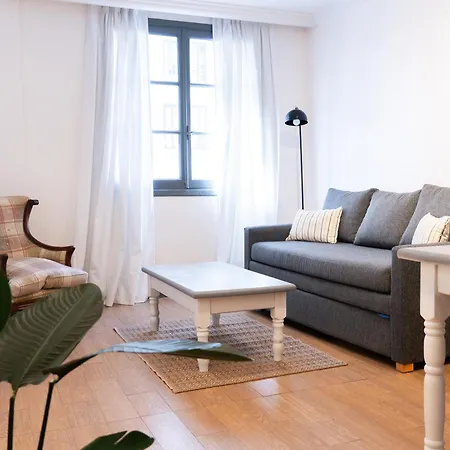 Moreno 820 By Dot Suites-3