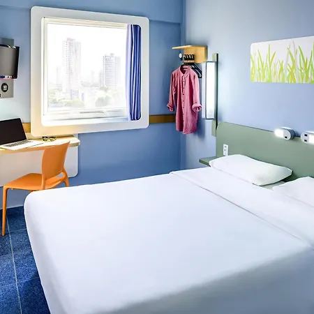 Ibis Budget Belem-2