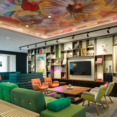 Citizenm Amstel Amsterdam-2