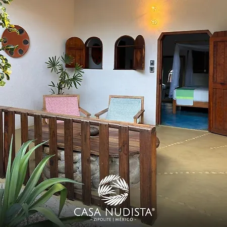 Casa Nudista - LGBT Hotel-2