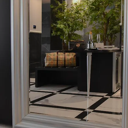 The Unique Brera Suites-3