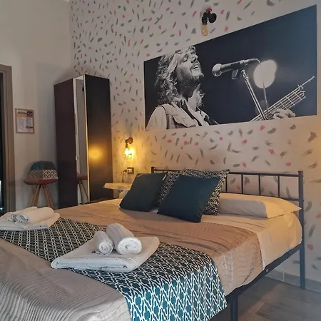 Artisti Sustinea Rooms-2