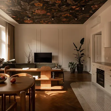 Tyzenhauz Villas-2