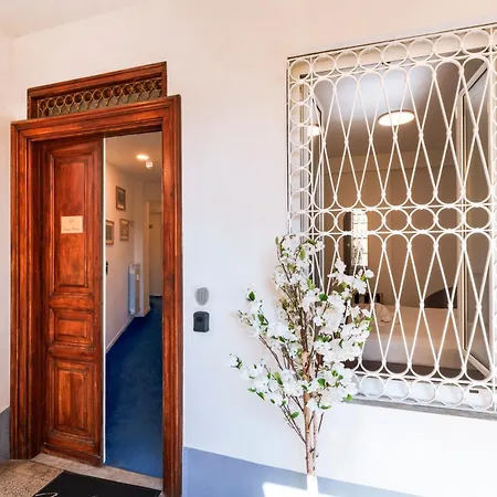 Elysium Suites Colosseo-2