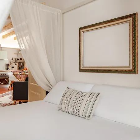 Casa Enzo - Old Town & Station - Ac, Free Parking - Family & Business-3
