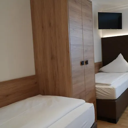Hotel Charlotte-3