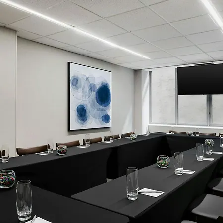 Fairfield Inn And Suites Chicago Downtown/ Magnificent Mile-2