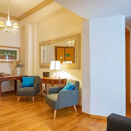Le Suites Di Tevere Home-2
