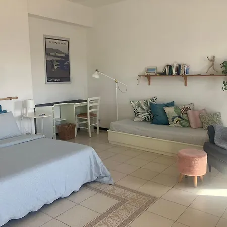 CasaMare Sant'Erasmo Sea View apartment&suites-2