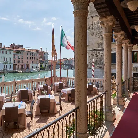 Hotel Palazzo Stern-3