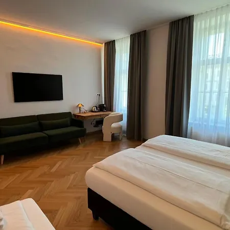 Kolbeck Rooms-2
