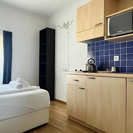 Guesthouse Lugano Center By Lr-2