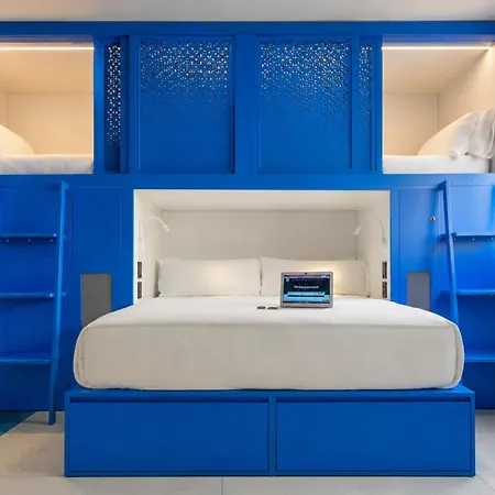 COEO Pod Hostel-3