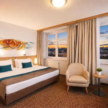Colorfactory Spa Hotel - Czech Leading Hotels-3