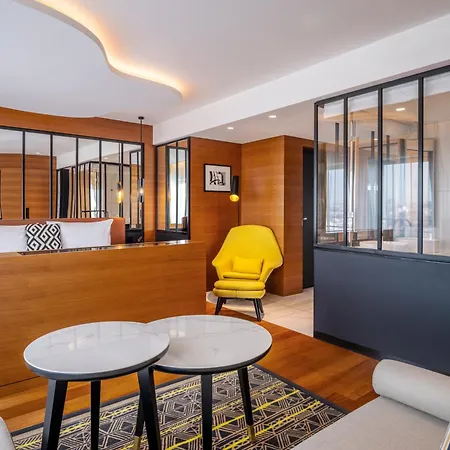 Renaissance Paris Republique Hotel & Spa-2