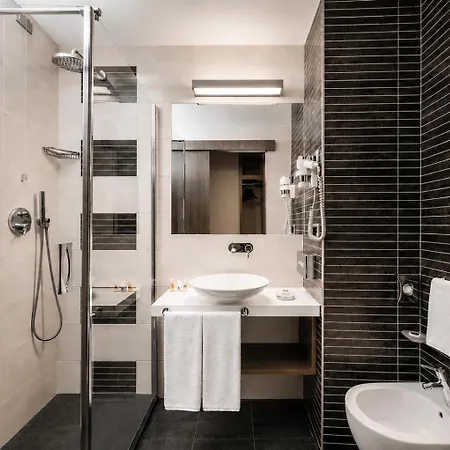 Hotel Mentana, By R Collection Hotels-2