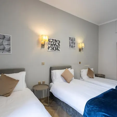 Giusi Rooms - Aetheria Esquilinus Guesthouse-2