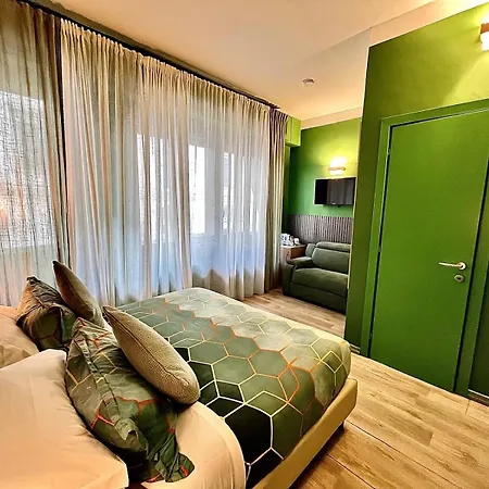 Bobotel Urban Guesthouse-3