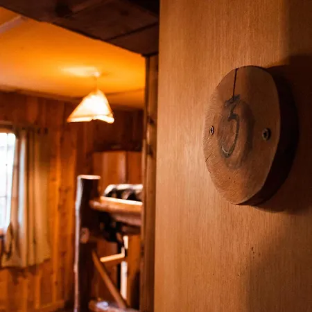 Periko'S Youth Hostel-2