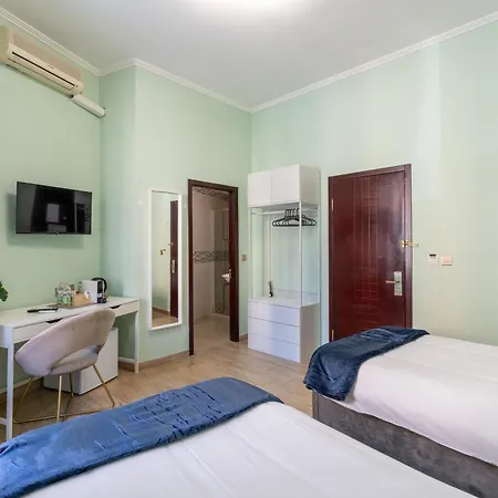 Giusi Rooms - Esquilino Harmony Guesthouse-3